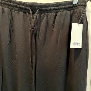 NWT Girlfriend Collective Cloud Pant —XL